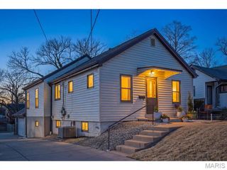 1057 Rockman Place, Rock Hill, MO 63119