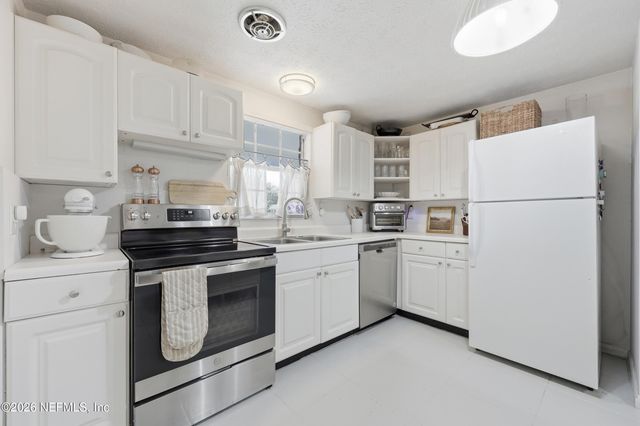 31 BURLING Way, Jacksonville Beach, FL 32250