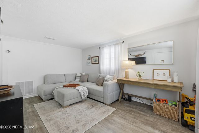 31 BURLING Way, Jacksonville Beach, FL 32250