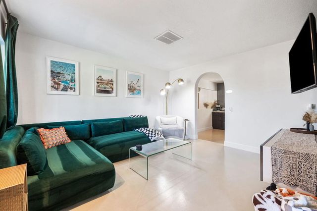 17319 Keith Street, Palm Springs, CA 92258