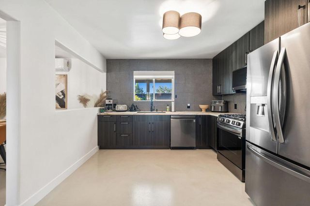 17319 Keith Street, Palm Springs, CA 92258