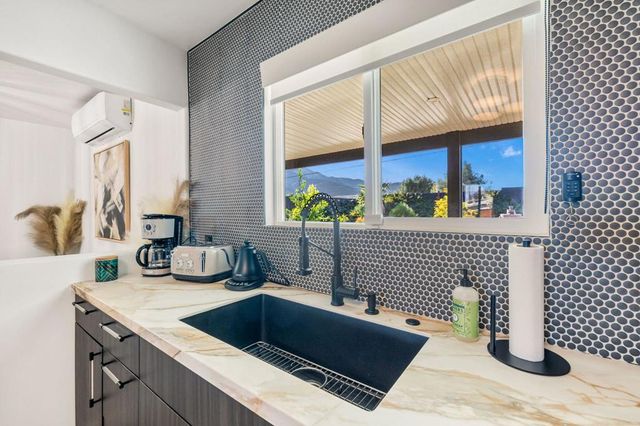 17319 Keith Street, Palm Springs, CA 92258