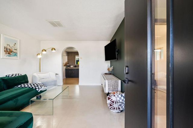 17319 Keith Street, Palm Springs, CA 92258