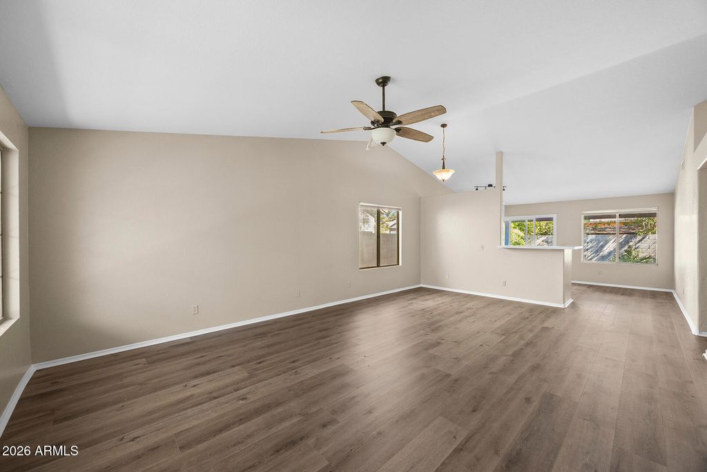 530 E DEL RIO Street, Chandler, AZ 85225 — photo 2