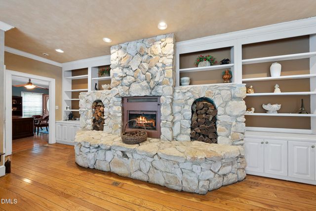 111 Foxridge Road, Chapel Hill, NC 27514