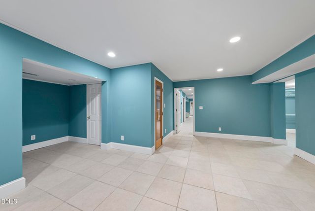 111 Foxridge Road, Chapel Hill, NC 27514