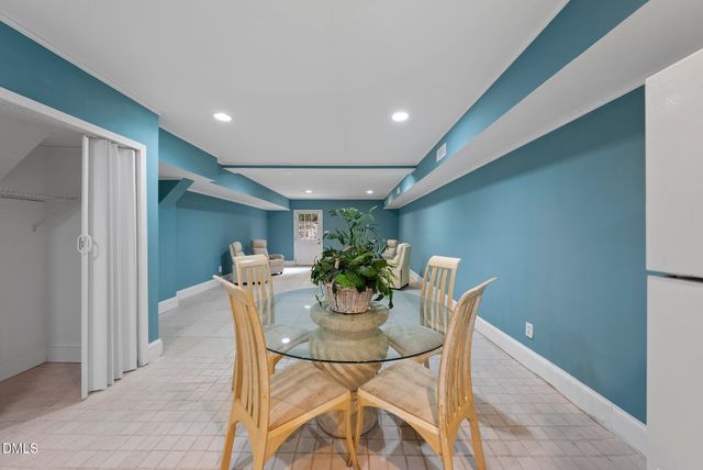 111 Foxridge Road, Chapel Hill, NC 27514