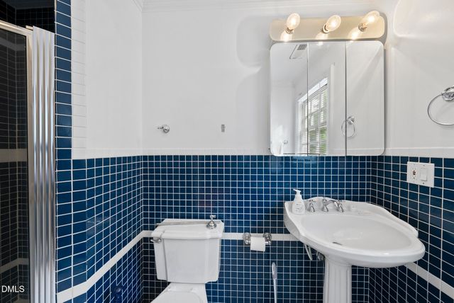 111 Foxridge Road, Chapel Hill, NC 27514