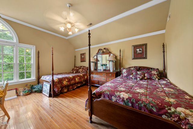 111 Foxridge Road, Chapel Hill, NC 27514