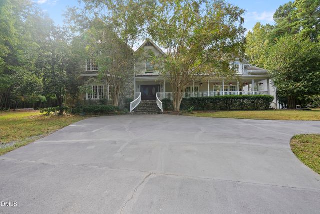 111 Foxridge Road, Chapel Hill, NC 27514