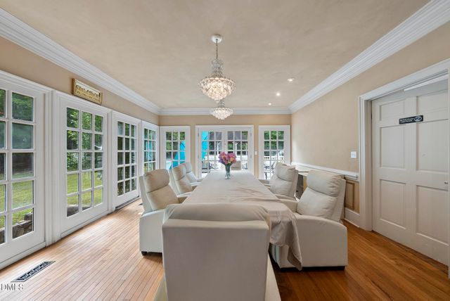 111 Foxridge Road, Chapel Hill, NC 27514