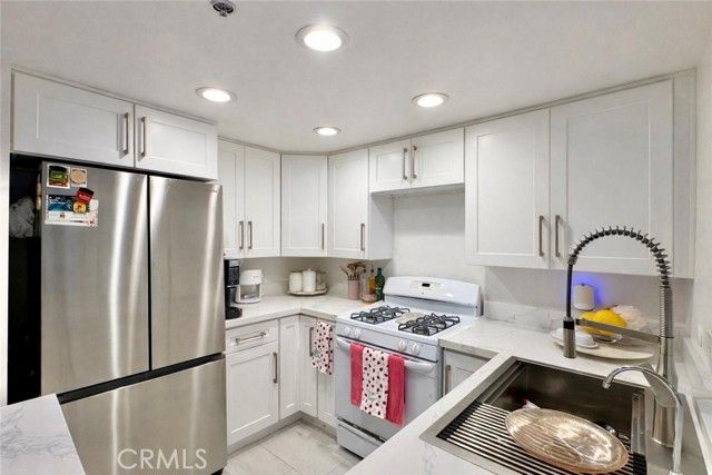 700 W 3rd Street A104, Santa Ana, CA 92701