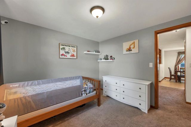 2310 N IDLEWILD COURT, Green Bay, WI 54303