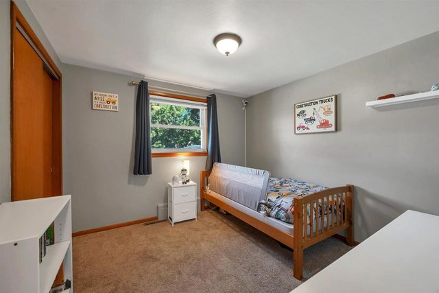 2310 N IDLEWILD COURT, Green Bay, WI 54303