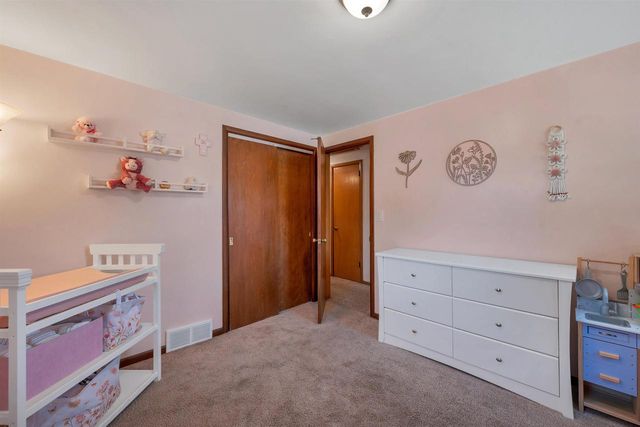 2310 N IDLEWILD COURT, Green Bay, WI 54303