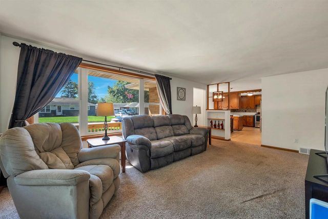 2310 N IDLEWILD COURT, Green Bay, WI 54303