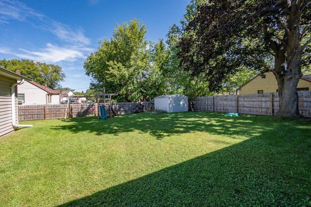 2310 N IDLEWILD COURT, Green Bay, WI 54303