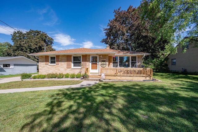 2310 N IDLEWILD COURT, Green Bay, WI 54303