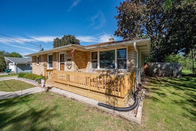 2310 N IDLEWILD COURT, Green Bay, WI 54303