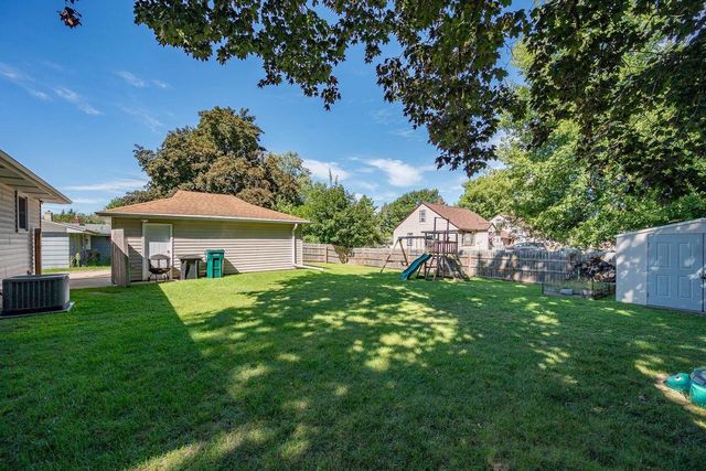 2310 N IDLEWILD COURT, Green Bay, WI 54303
