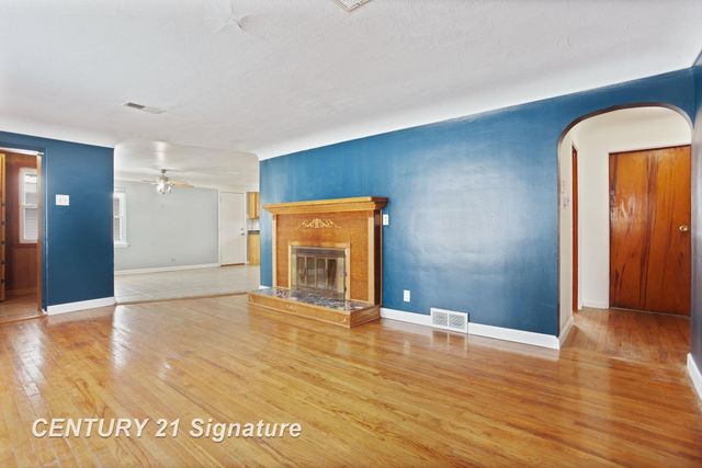 723 Pioneer Trail, Saginaw, MI 48604