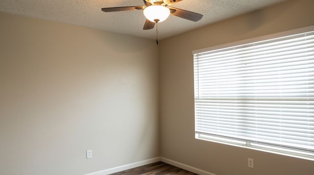 309 Spurlock Drive, Krum, TX 76249