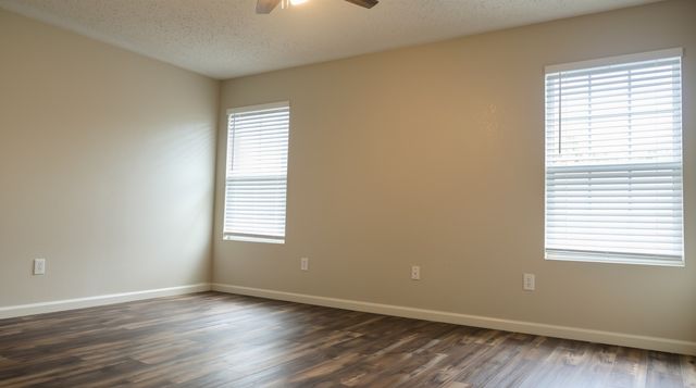 309 Spurlock Drive, Krum, TX 76249