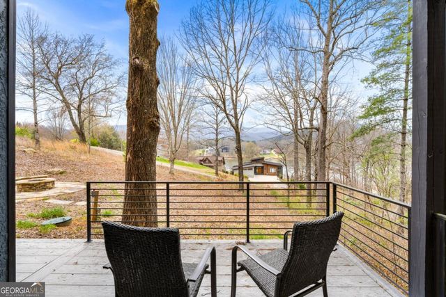23 Lake Trail W 10, Hiawassee, GA 30546
