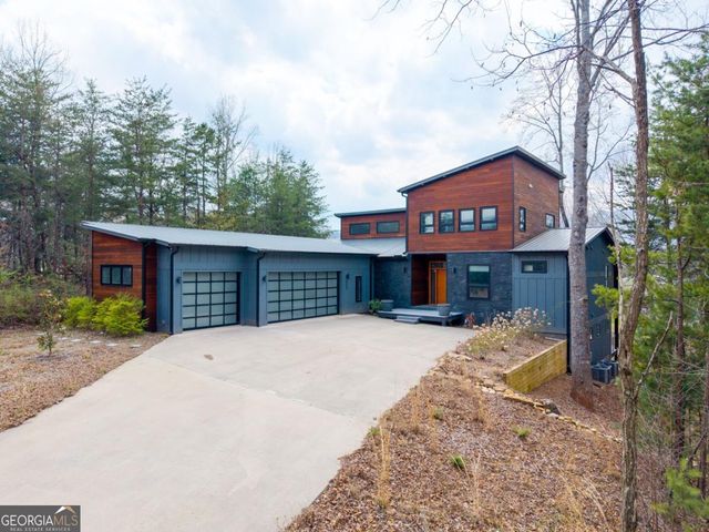 23 Lake Trail W 10, Hiawassee, GA 30546