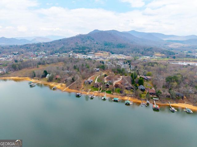 23 Lake Trail W 10, Hiawassee, GA 30546