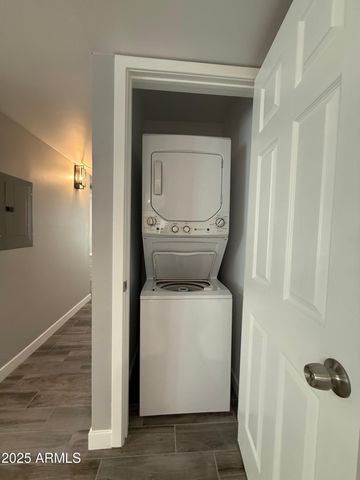 6637 N 27TH Avenue, Phoenix, AZ 85017