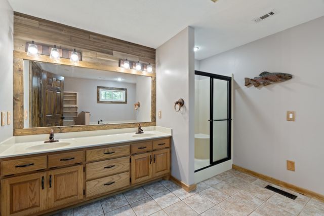 4 Almenara Lane, Hot Springs Village, AR 71909