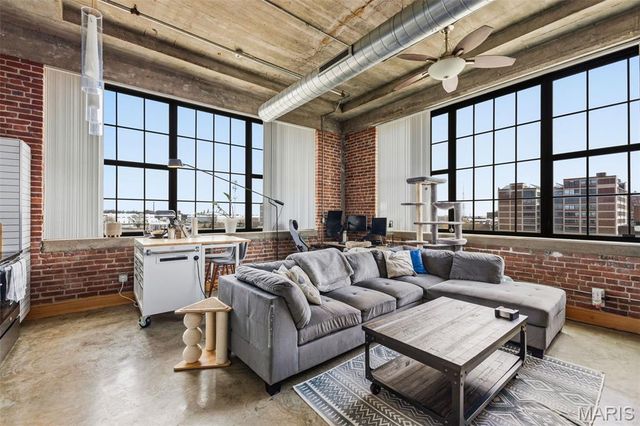 411 N 22nd Street 405, St Louis, MO 63103