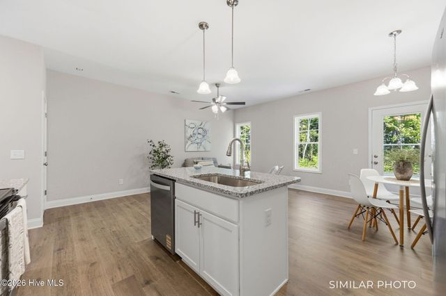 203 Holly Sands Loop, Holly Ridge, NC 28445