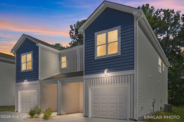 203 Holly Sands Loop, Holly Ridge, NC 28445