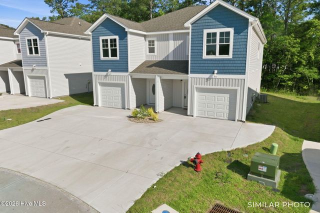 203 Holly Sands Loop, Holly Ridge, NC 28445