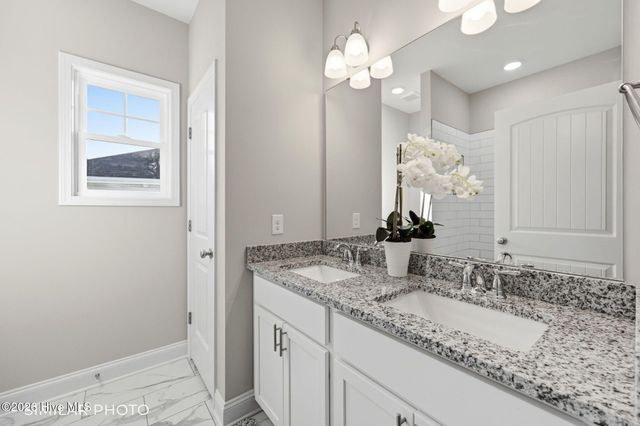 203 Holly Sands Loop, Holly Ridge, NC 28445