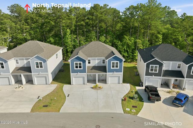 203 Holly Sands Loop, Holly Ridge, NC 28445