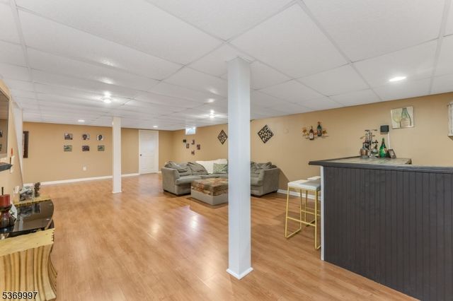 5 Jade Ln, Lopatcong Twp., NJ 08865