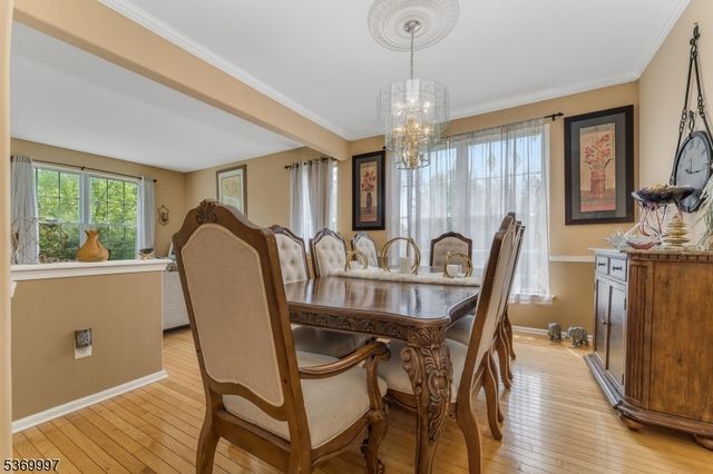 5 Jade Ln, Lopatcong Twp., NJ 08865