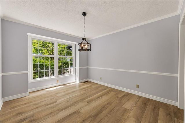 12495 S Hagan Lane, Olathe, KS 66062