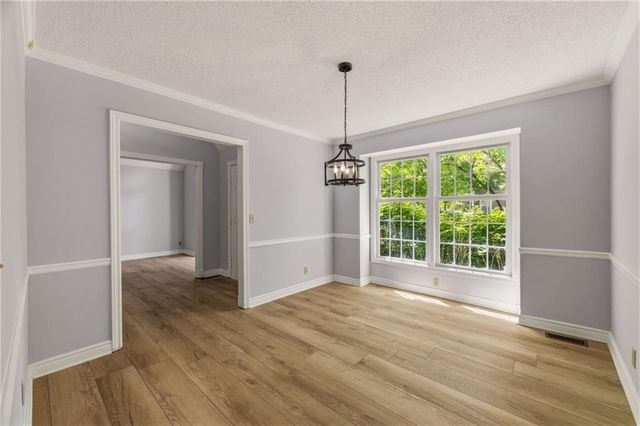 12495 S Hagan Lane, Olathe, KS 66062