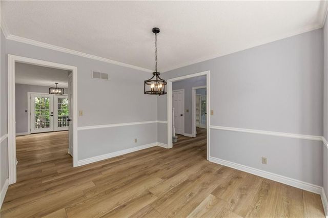 12495 S Hagan Lane, Olathe, KS 66062