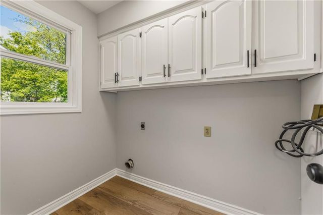 12495 S Hagan Lane, Olathe, KS 66062