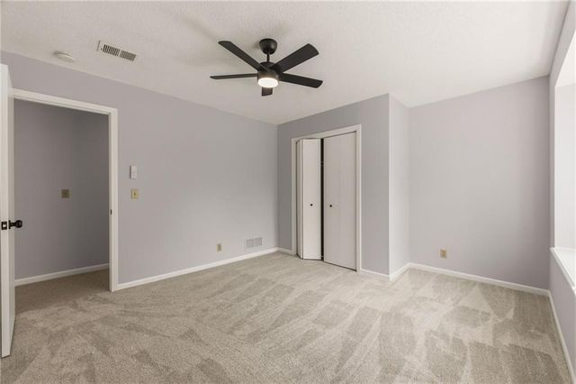 12495 S Hagan Lane, Olathe, KS 66062