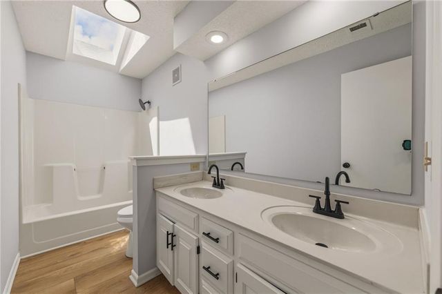 12495 S Hagan Lane, Olathe, KS 66062