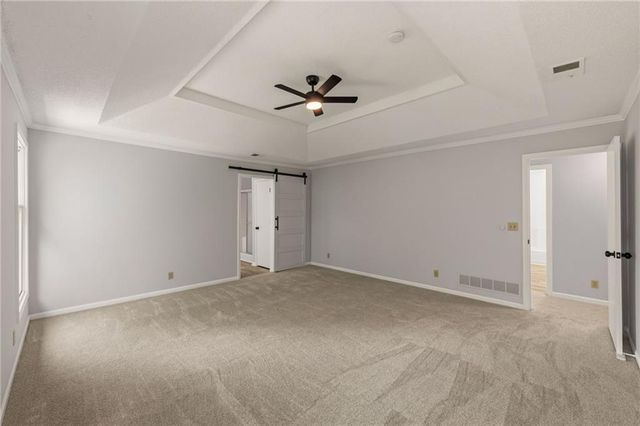 12495 S Hagan Lane, Olathe, KS 66062