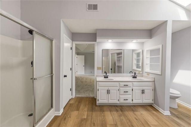 12495 S Hagan Lane, Olathe, KS 66062