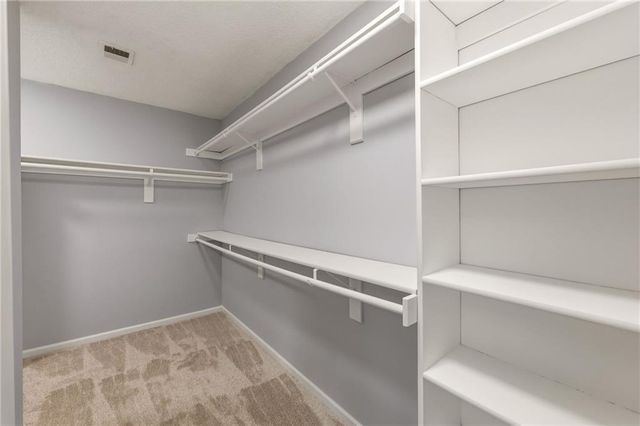 12495 S Hagan Lane, Olathe, KS 66062