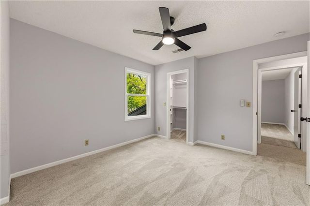 12495 S Hagan Lane, Olathe, KS 66062